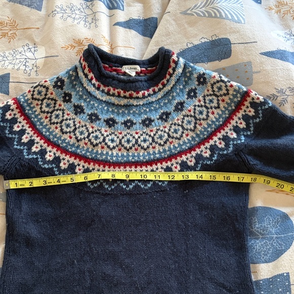 L.L. Bean Navy Fair Isle Crewneck Sweater - Picture 2 of 6